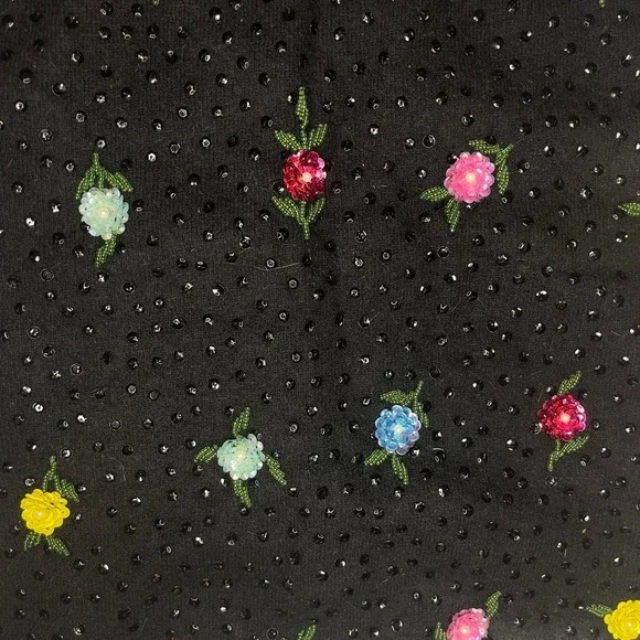 Vintage Sleeveless Sweater - Cyn Les Hand Beaded Sequin Rosette Black - Size 36 - Picture 10 of 11